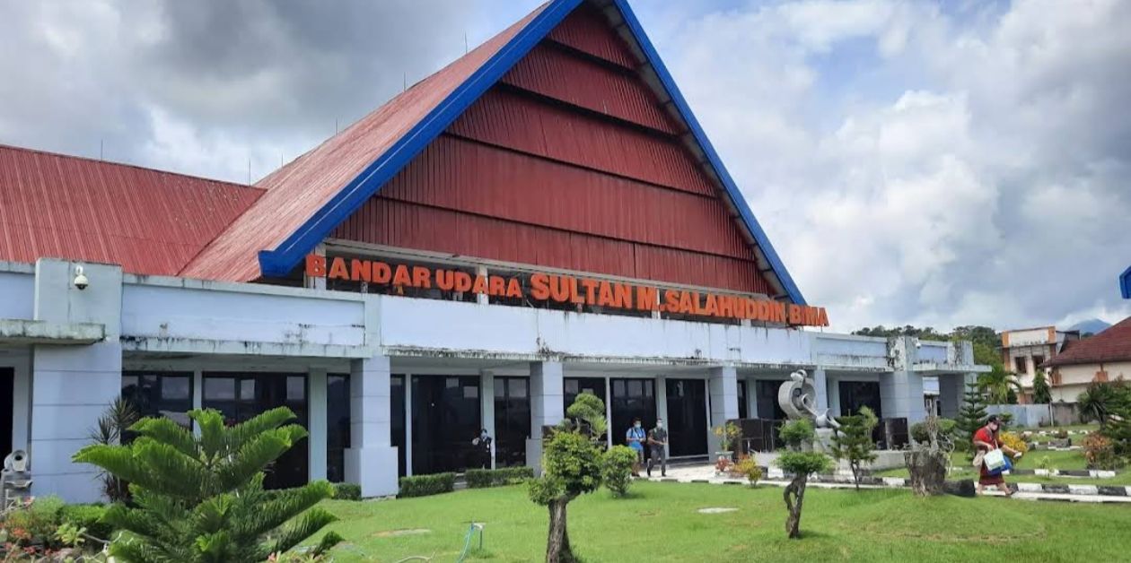 Lion Air BMU Terminal - Sultan Muhammad Salahuddin Airport