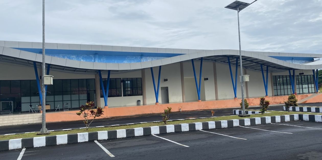 Lion Air GLX Terminal - Gamar Malamo Airport