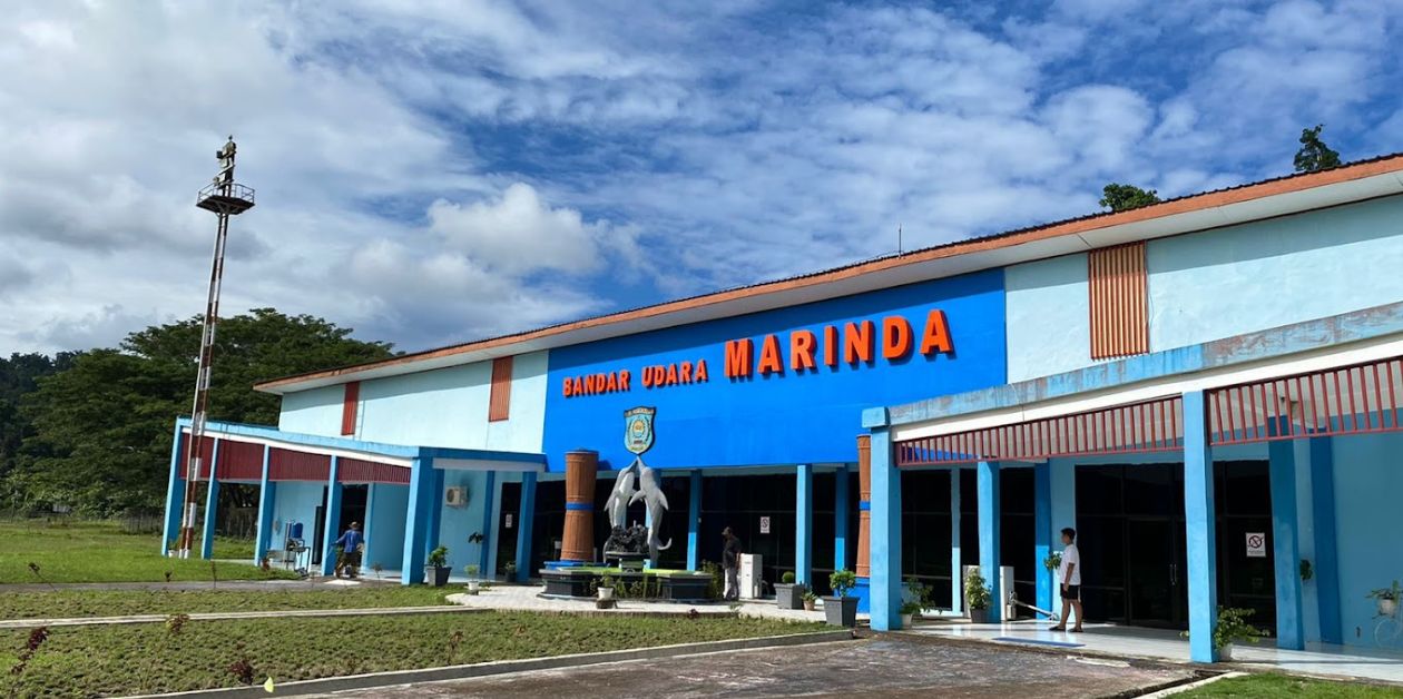 Lion Air RJM Terminal - Marinda Airport