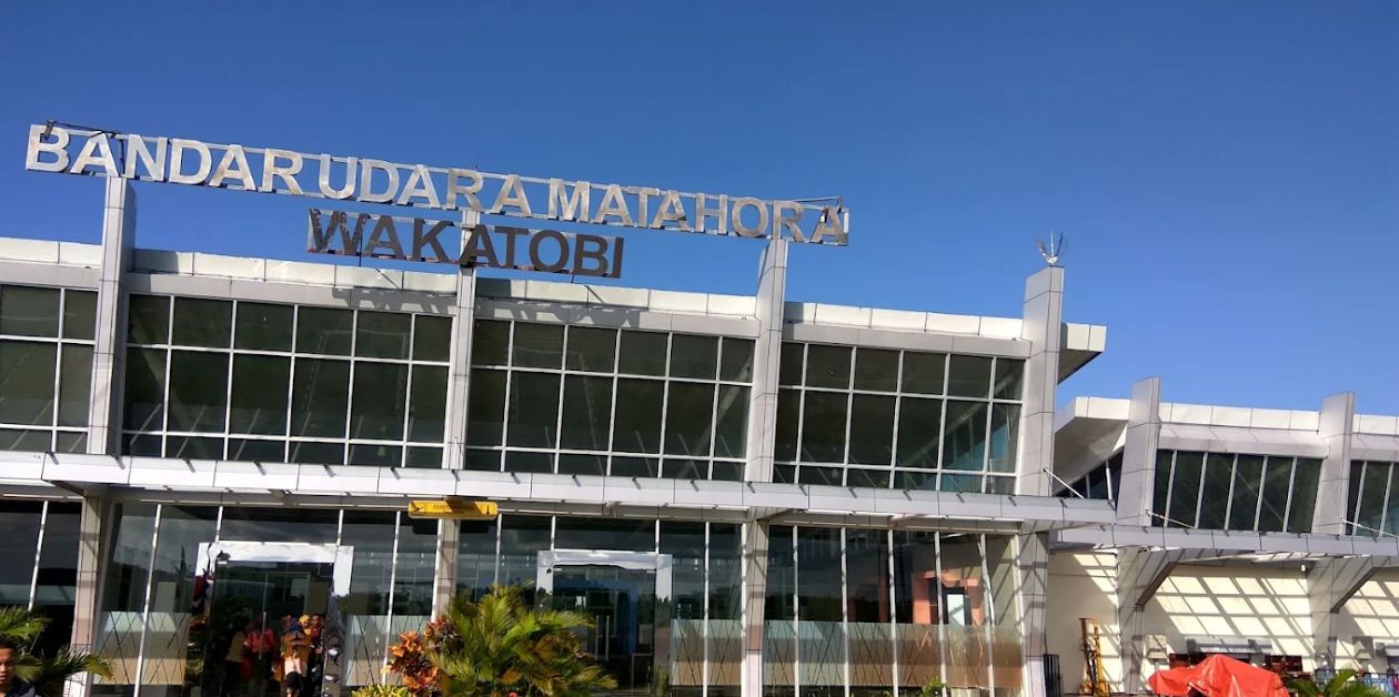 Lion Air WNI Terminal - Matahora Airport
